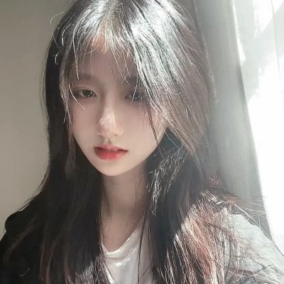 与君初相识